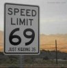 3631091a0399257004cd657056a4fb2e--speed-limit-signs-funny-****.jpg