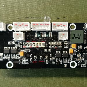 Media 'Cam-LG-Conn_03_1.jpg' in album 'H920 hardware'