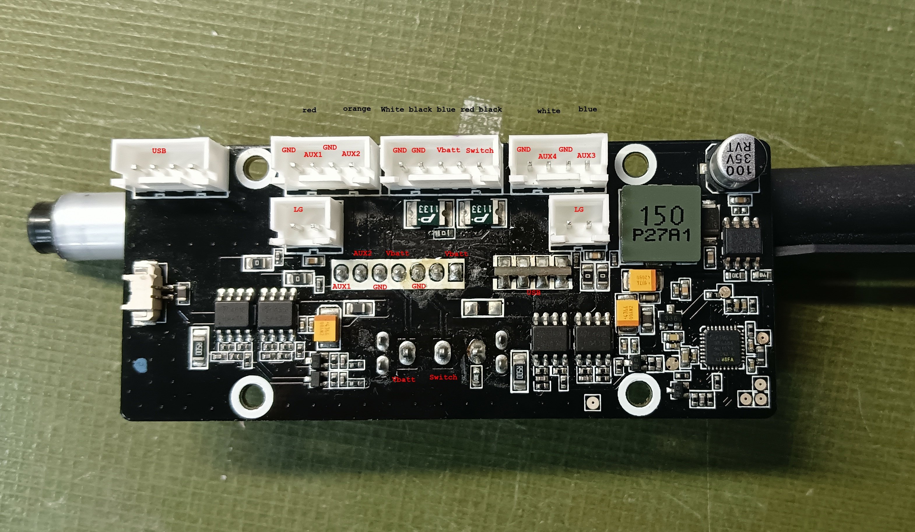 Cam-LG-Conn_03_1.jpg